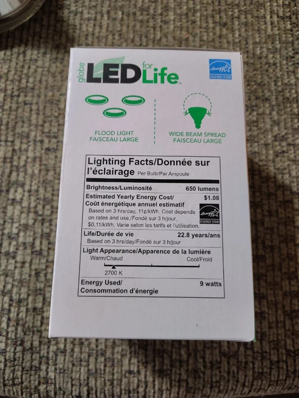LED 65W - 9 W WARM LIGHT DIMMABLE LIGHT BULB NEW IN BOX